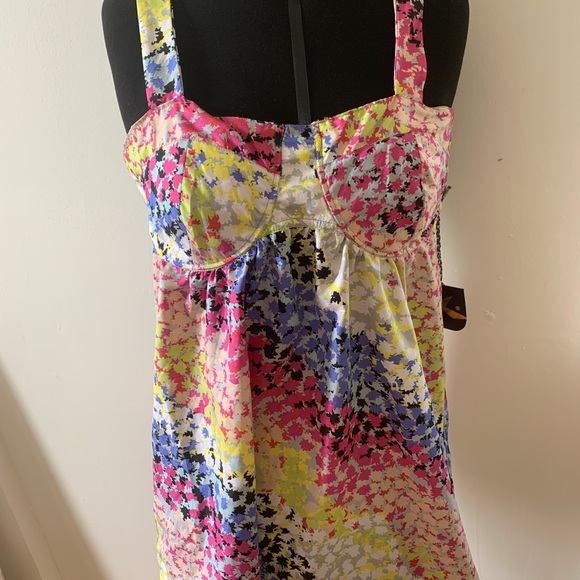 Multicolor RUSTY OUTGOING TANK - Picture 9 of 9